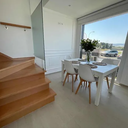 Adosados A 5 Hab Adosado B 4 Hab Casa vacanze